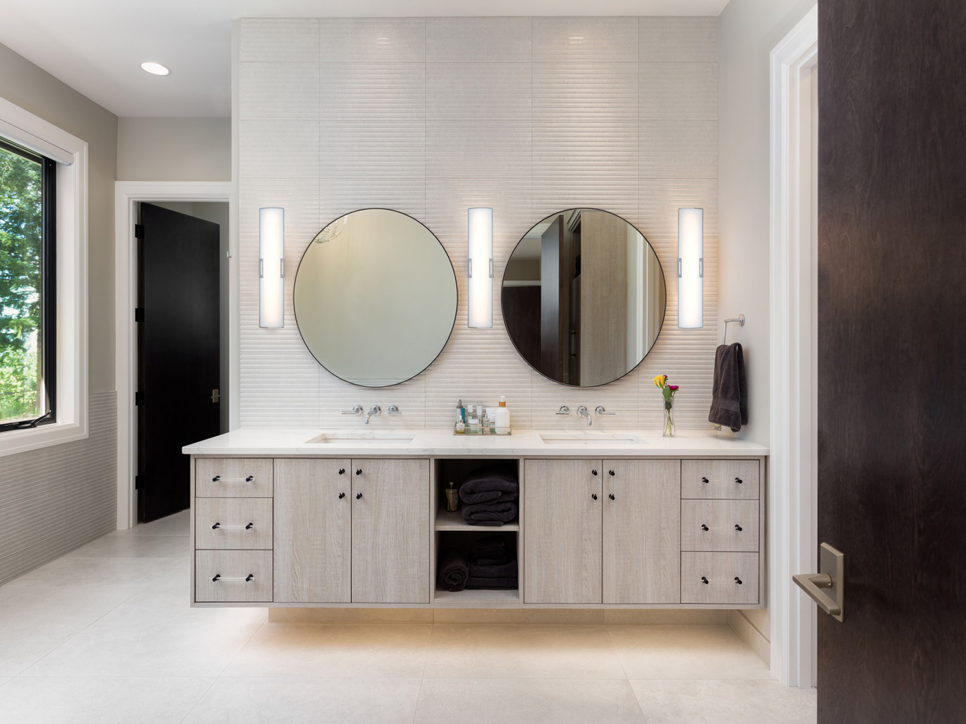 Curved Gass Panel LED Vanity - Image 14